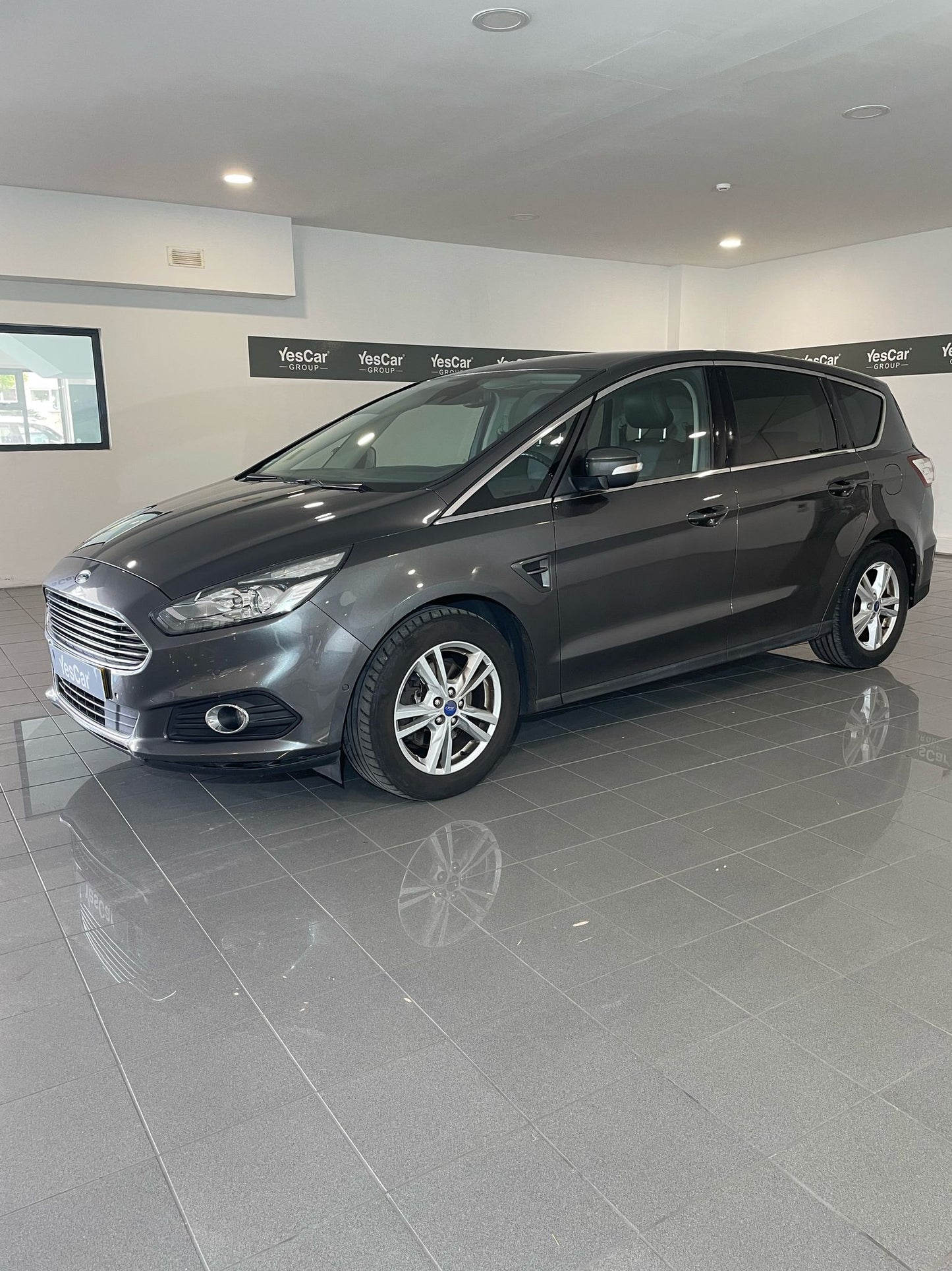 Ford S-Max